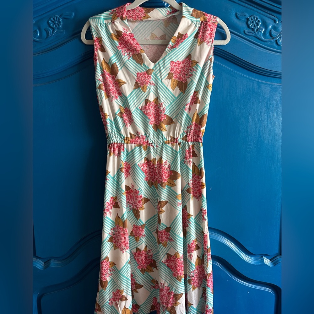 Floral Sleeveless Dress with Pink and Green Pattern